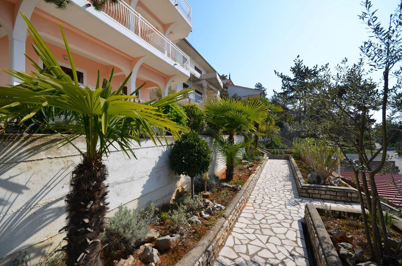 Apartments Slavica Rabac Esterno foto
