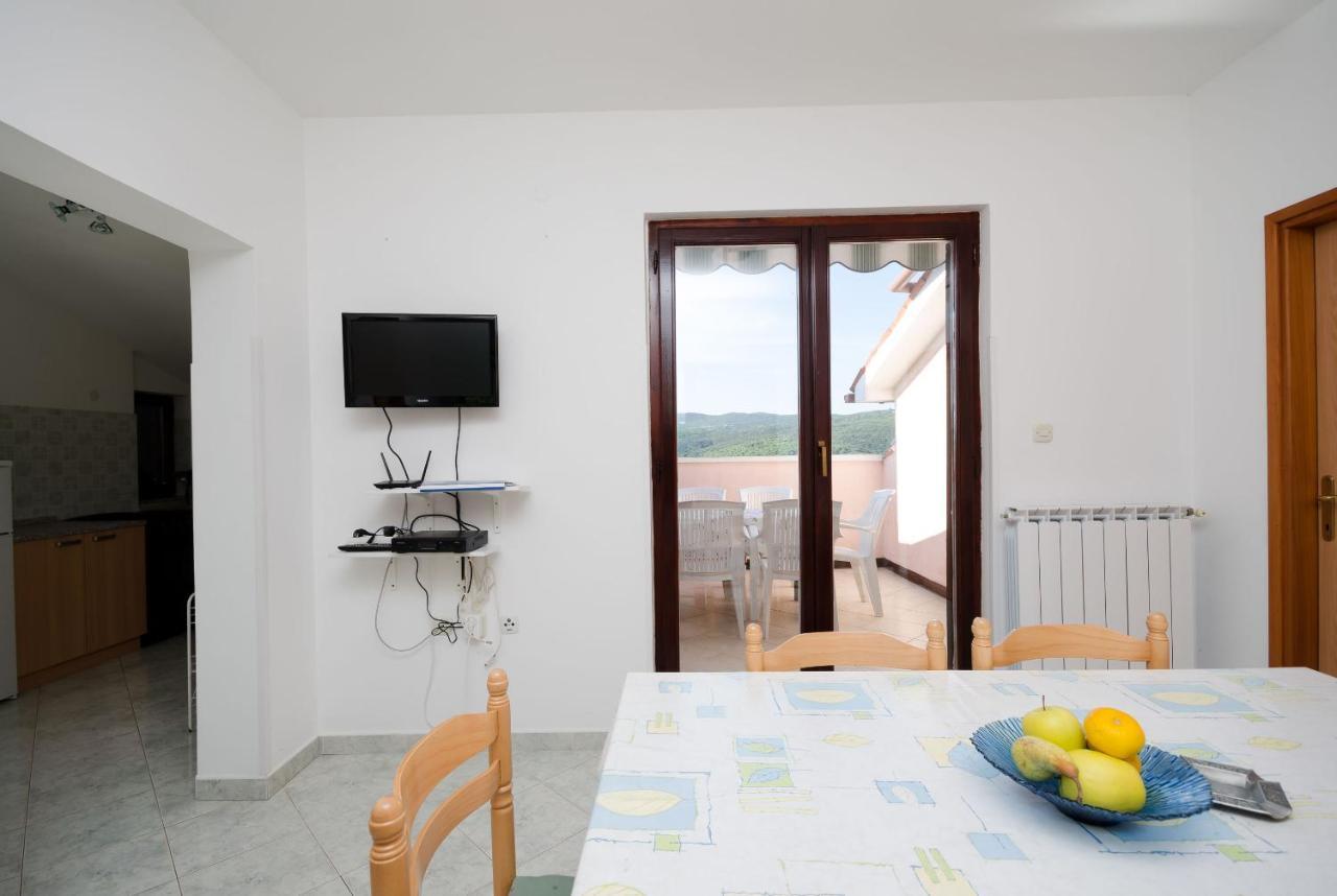 Apartments Slavica Rabac Esterno foto